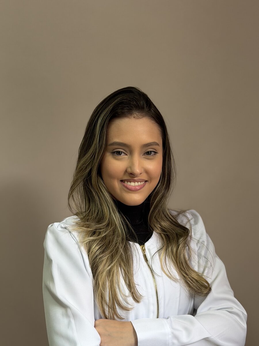 Dra. Leticia Mesquita